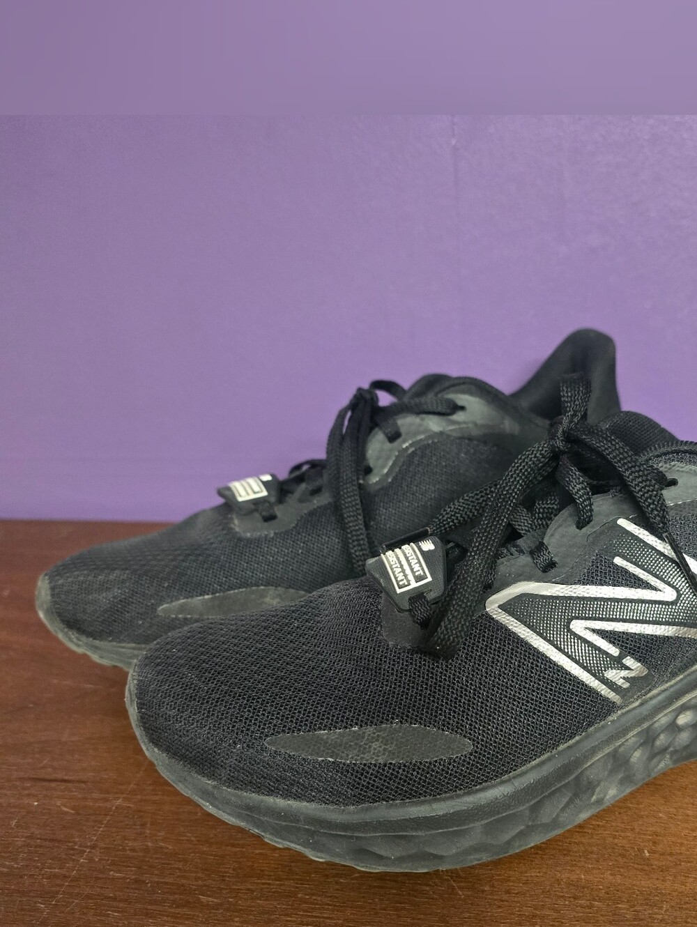 New Balance Black Slip Resistant Work Sneakers Size 7.5 Non Slip